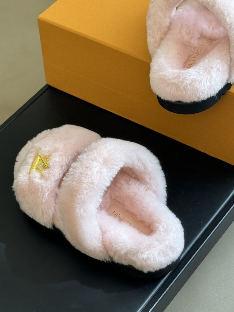 Louis Vuitton Slippers